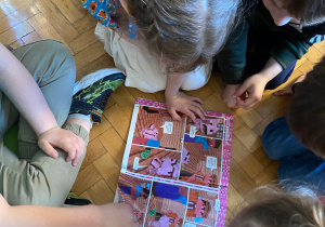 ,,Spotkanie z Książką” – Wycieczka do Biblioteki grupy IV i V