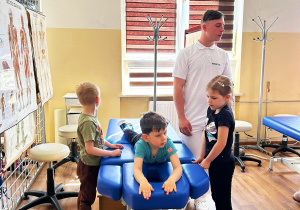 Wycieczka do Wielkopolskiego Samorządowego Centrum Kształcenia Zawodowego i Ustawicznego "Medyk" w Koninie- gr. XI i XII