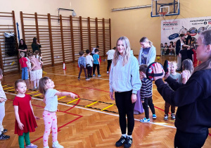 Wycieczka do Wielkopolskiego Samorządowego Centrum Kształcenia Zawodowego i Ustawicznego "Medyk" w Koninie- gr. XI i XII