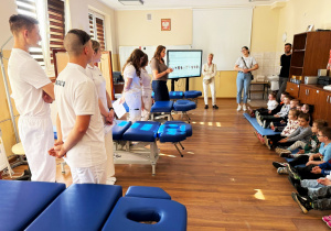 Wycieczka do Wielkopolskiego Samorządowego Centrum Kształcenia Zawodowego i Ustawicznego "Medyk" w Koninie- gr. XI i XII