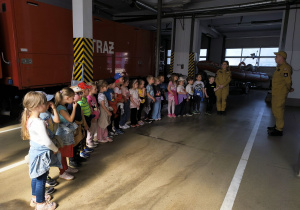 Wycieczka do Komendy Miejskiej Państwowej Straży Pożarnej w Koninie- gr. XII