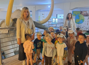 Wycieczka maluszków z grupy IX do Muzeum Okręgowego w Koninie