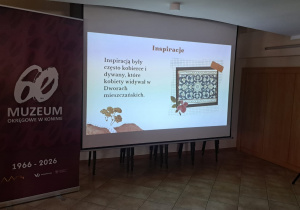 Wycieczka maluszków z grupy IX do Muzeum Okręgowego w Koninie