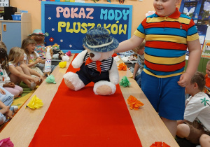 ,,Pokaz Mody Pluszaków w Dniu Dziecka”- grupa V