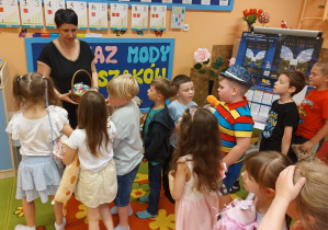 ,,Pokaz Mody Pluszaków w Dniu Dziecka”- grupa V