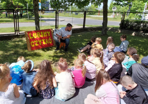 Projekt edukacyjno – czytelniczy ,,Lubimy czytać” pod hasłem ,,Książka przyjacielem dziecka” z udziałem rodziców grupy V