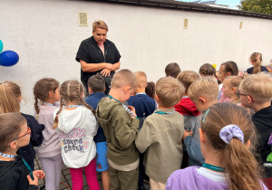 "Zabawy z dawnych lat" - dzień otwarty w Powiatowej Stacji Sanitarno - Epidemiologicznej w Koninie - gr.X