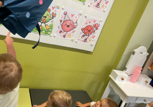 Kropka ruszyła w świat… a my razem z nią! Dzień Kropki w grupie I