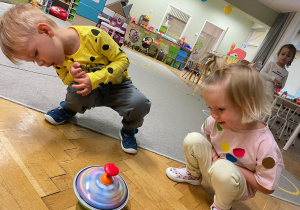Kropka ruszyła w świat… a my razem z nią! Dzień Kropki w grupie I
