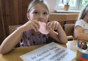 Świętujemy Międzynarodowy Dzień Kropki z filią „Medyczną” MBP w Koninie – gr. XI