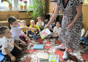 Świętujemy Międzynarodowy Dzień Kropki z filią „Medyczną” MBP w Koninie – gr. XI