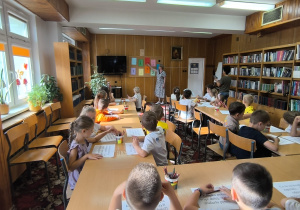 Świętujemy Międzynarodowy Dzień Kropki z filią „Medyczną” MBP w Koninie – gr. XI