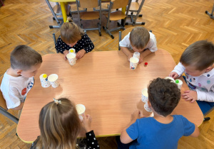 Dzień Kropki- odkrywamy siebie! - grupa V