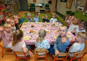 Maluszki z grupy II świętują Ogólnopolski Dzień Przedszkolaka!