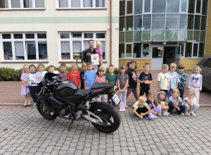 „Brrruum! Cała naprzód ku nowej przygodzie…!”- czyli wizyta tatusia Antosi z gr. XI i jego fascynująca pasja do motorów