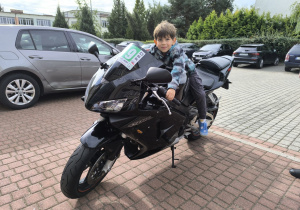 „Brrruum! Cała naprzód ku nowej przygodzie…!”- czyli wizyta tatusia Antosi z gr. XI i jego fascynująca pasja do motorów