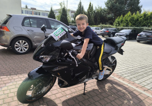 „Brrruum! Cała naprzód ku nowej przygodzie…!”- czyli wizyta tatusia Antosi z gr. XI i jego fascynująca pasja do motorów