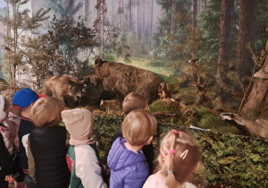 „Leśna Przygoda z okazji Dnia Chłopaka” - Wyjazd grupy VIII do Nadleśnictwa w Grodźcu