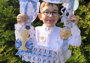 ŚWIĘTUJEMY DZIEŃ CHŁOPAKA W GRUPIE XI