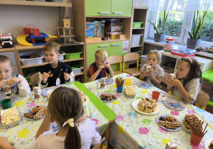 ŚWIĘTUJEMY DZIEŃ CHŁOPAKA W GRUPIE XI