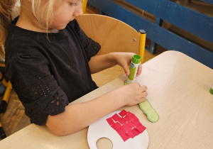 "Jesienią, jesienią jabłuszka się rumienią"- grupa IV