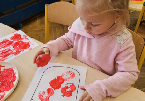 "Jesienią, jesienią jabłuszka się rumienią"- grupa IV