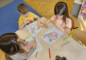 "Jesienią, jesienią jabłuszka się rumienią"- grupa IV