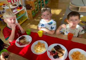 Dzień chłopca w sali zabaw "Smokolandia"