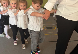 Już od dzisiaj przyrzekamy, że przedszkole pokochamy! Pasowanie na przedszkolaka w grupie I