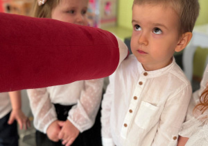 Już od dzisiaj przyrzekamy, że przedszkole pokochamy! Pasowanie na przedszkolaka w grupie I