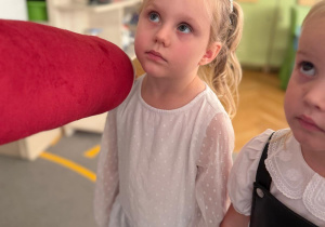 Już od dzisiaj przyrzekamy, że przedszkole pokochamy! Pasowanie na przedszkolaka w grupie I