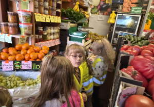 Z JESIENIĄ ZA PAN BRAT – projekt edukacyjny w grupie IX