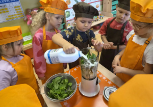 Z JESIENIĄ ZA PAN BRAT – projekt edukacyjny w grupie IX