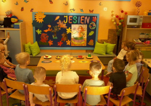 "Jesień zmysłami maluszków"– innowacja pedagogiczna w grupie III