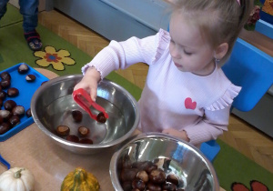 "Jesień zmysłami maluszków"– innowacja pedagogiczna w grupie III