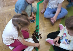"Jesień zmysłami maluszków"– innowacja pedagogiczna w grupie III