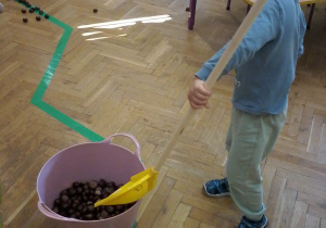 "Jesień zmysłami maluszków"– innowacja pedagogiczna w grupie III