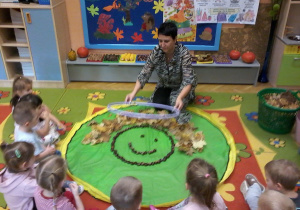 "Jesień zmysłami maluszków"– innowacja pedagogiczna w grupie III