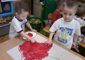"Jesień zmysłami maluszków"– innowacja pedagogiczna w grupie III