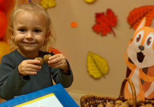 „Z Panią Jesień odkrywamy skarby jesieni”- projekt edukacyjny w grupie II
