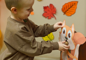 „Z Panią Jesień odkrywamy skarby jesieni”- projekt edukacyjny w grupie II