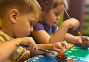 „Z Panią Jesień odkrywamy skarby jesieni”- projekt edukacyjny w grupie II