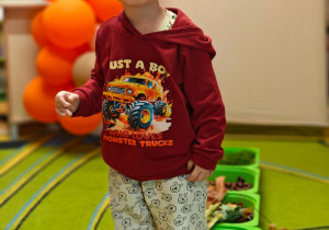 „Z Panią Jesień odkrywamy skarby jesieni”- projekt edukacyjny w grupie II