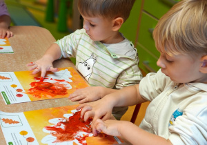 „Z Panią Jesień odkrywamy skarby jesieni”- projekt edukacyjny w grupie II