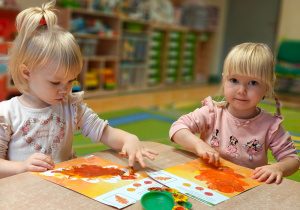 „Z Panią Jesień odkrywamy skarby jesieni”- projekt edukacyjny w grupie II