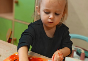 „Z Panią Jesień odkrywamy skarby jesieni”- projekt edukacyjny w grupie II