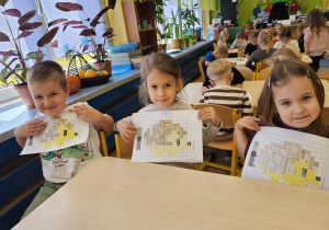 "Raz, dwa, trzy- zakodujemy dziś i my"- grupa IV