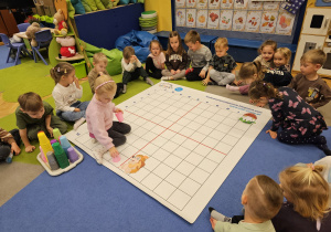 "Raz, dwa, trzy- zakodujemy dziś i my"- grupa IV