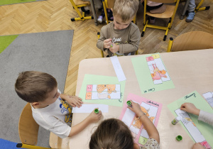 "Raz, dwa, trzy- zakodujemy dziś i my"- grupa IV