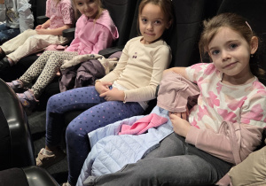 Przedszkolaki w teatralnym świecie Rumcajsa